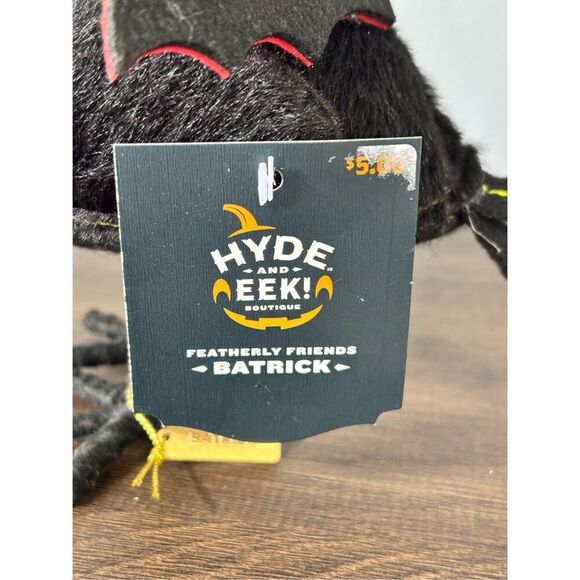 Target Hyde and Eek BATRICK Felt Halloween Bird 2024 - Picture 8 of 8